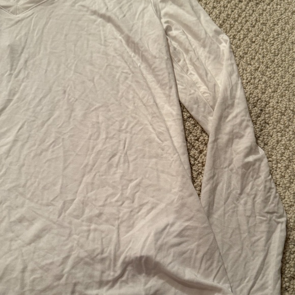 NWT: old navy basic long sleeve top - Picture 4 of 5